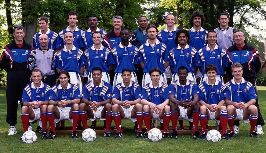 法国1996年欧洲杯阵容（1992欧洲杯法国队）