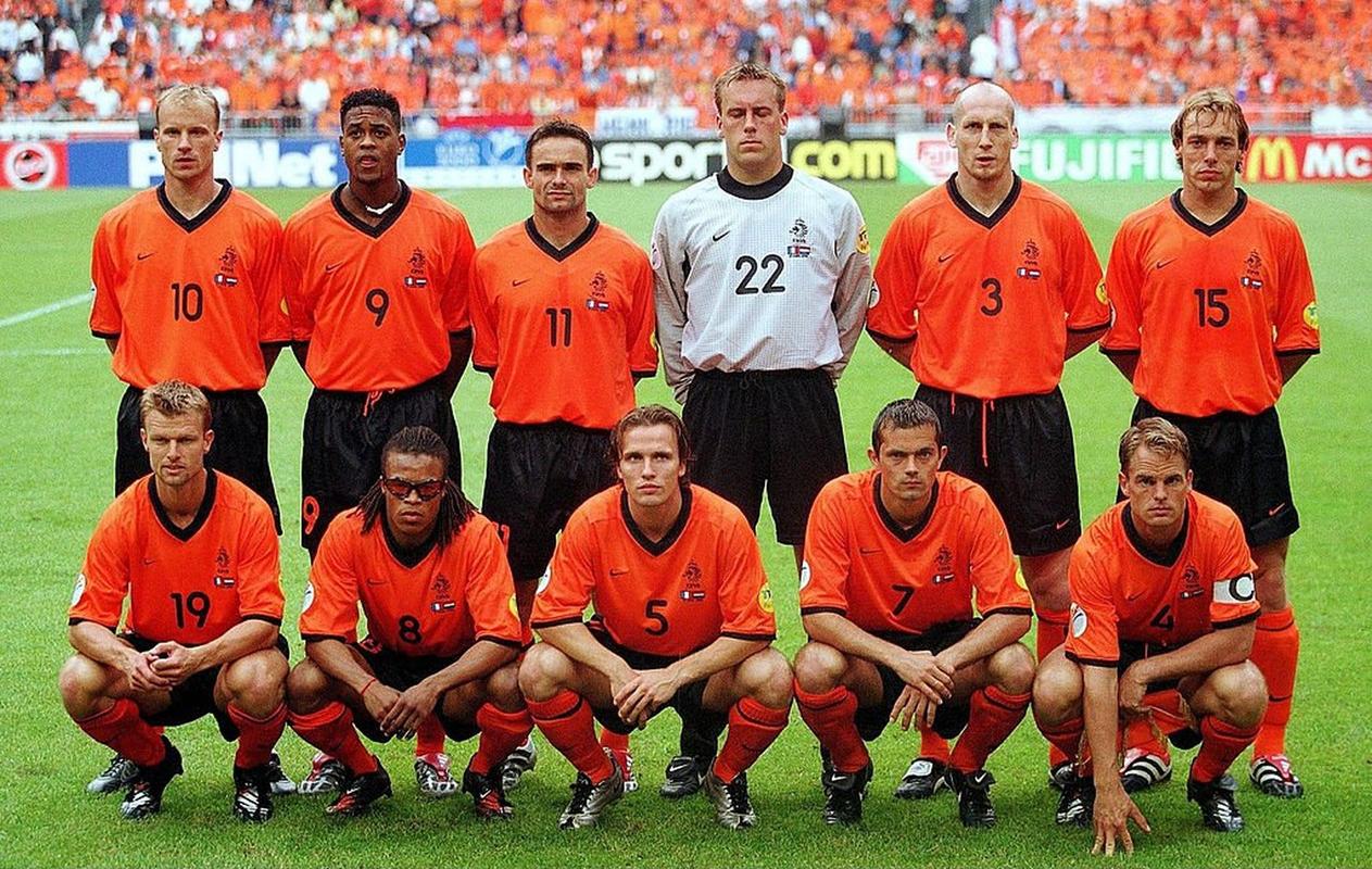 荷兰2000年欧洲杯名次（荷兰 2000欧洲杯）